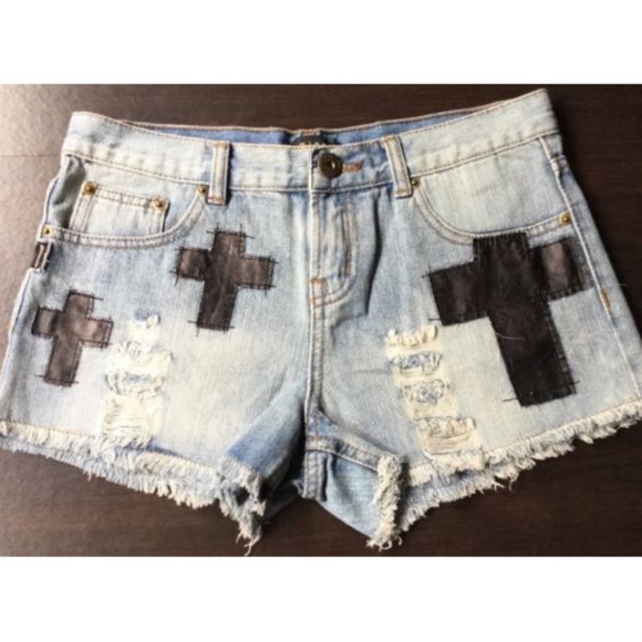 mine Pants - Mine Denim Shorts Cross Patches Distressed S 30"
